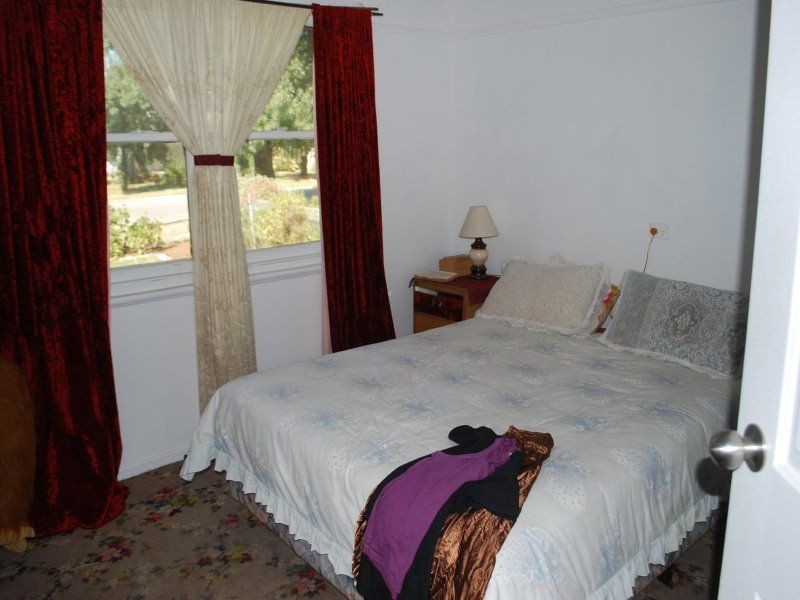 13 Burke, Kerang VIC 3579