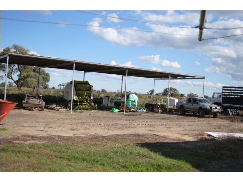 1334 Koroop Rd, Kerang VIC 3579