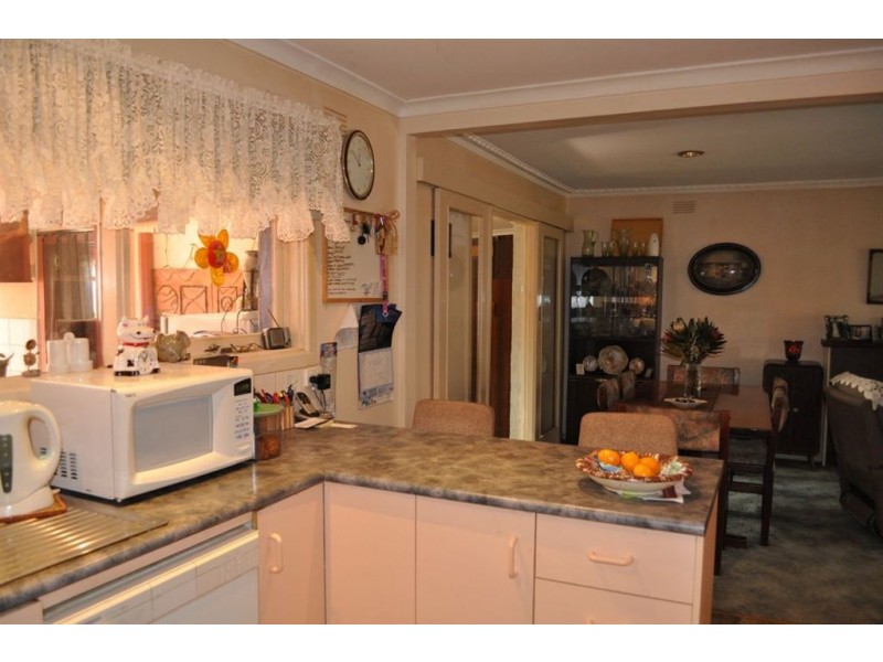 18 Park Rd, Kerang VIC 3579