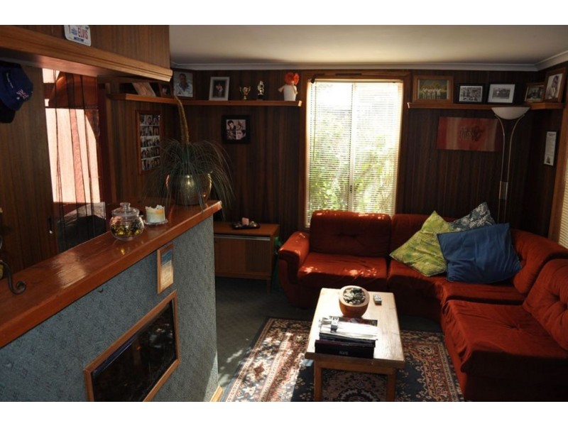 18 Park Rd, Kerang VIC 3579