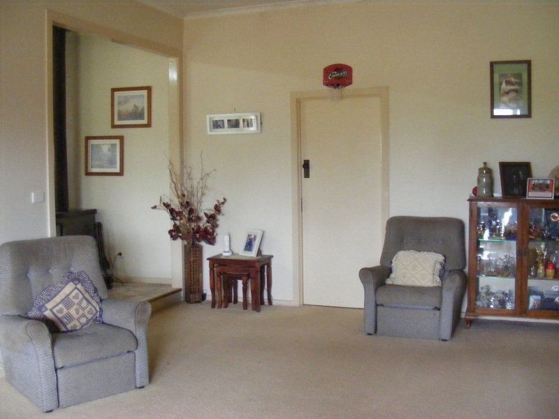 0 x, Kerang VIC 3579