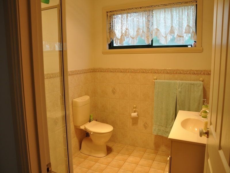 39 Albert, Kerang VIC 3579