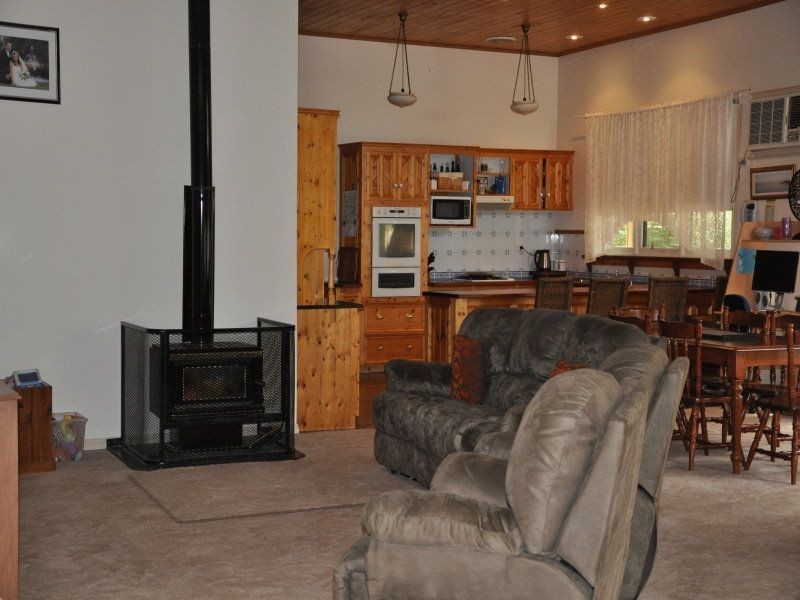 39 Albert, Kerang VIC 3579