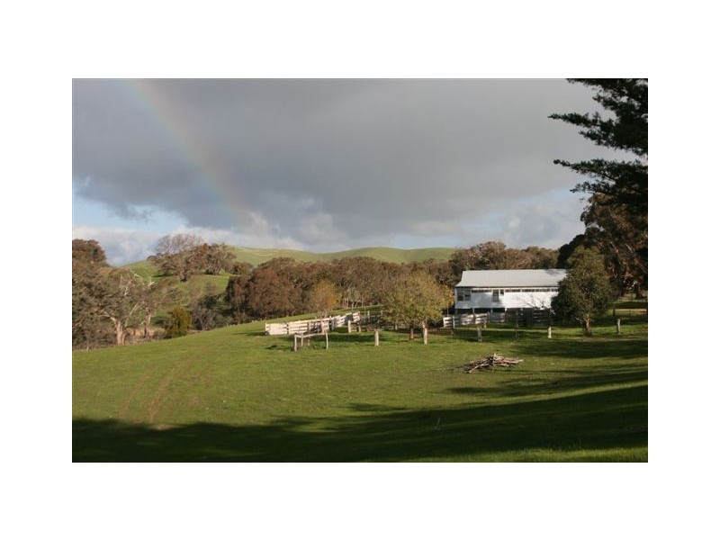 465 Watch Box Road, Barfold VIC 3444