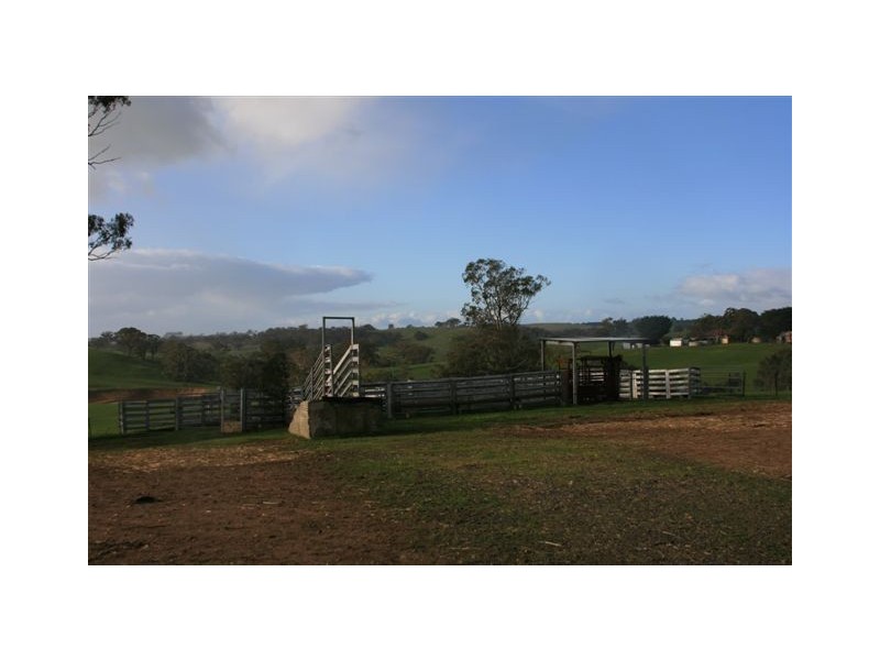 465 Watch Box Road, Barfold VIC 3444