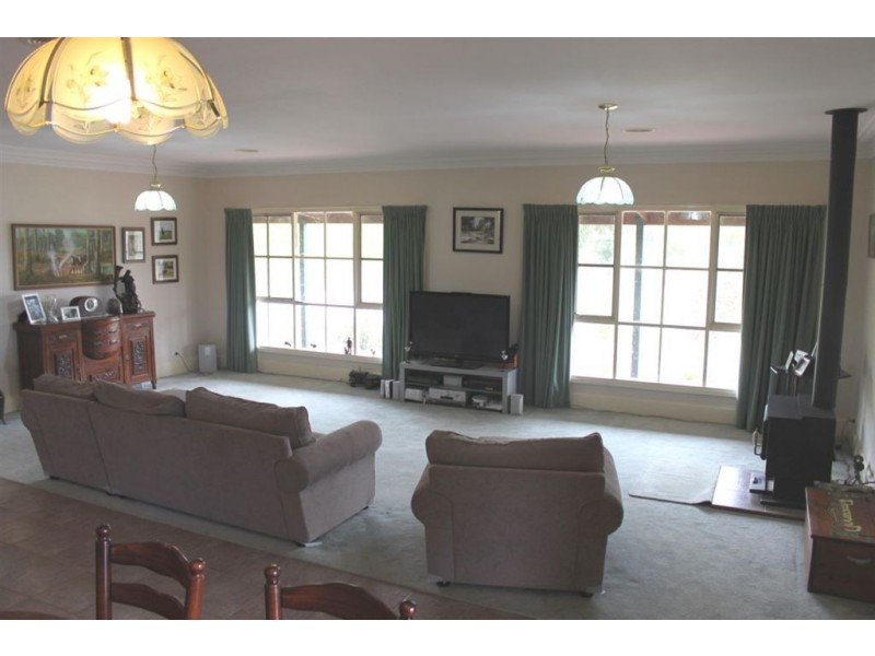 3730 WALLAN – ROMSEY ROAD, Darraweit Guim VIC 3756