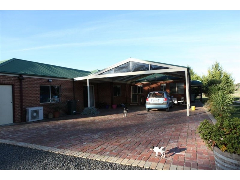 120 WILLIATTS LANE, via Kyneton, Carlsruhe VIC 3442