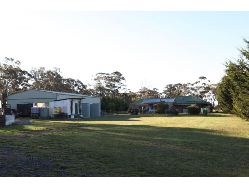 120 WILLIATTS LANE, via Kyneton, Carlsruhe VIC 3442