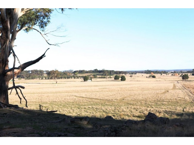 120 WILLIATTS LANE, via Kyneton, Carlsruhe VIC 3442