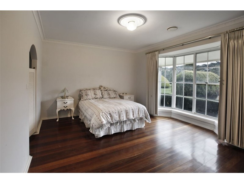 284 KILMORE ROAD, Gisborne VIC 3437