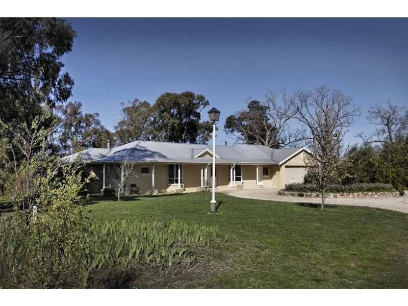290 PYALONG ROAD, Lancefield VIC 3435