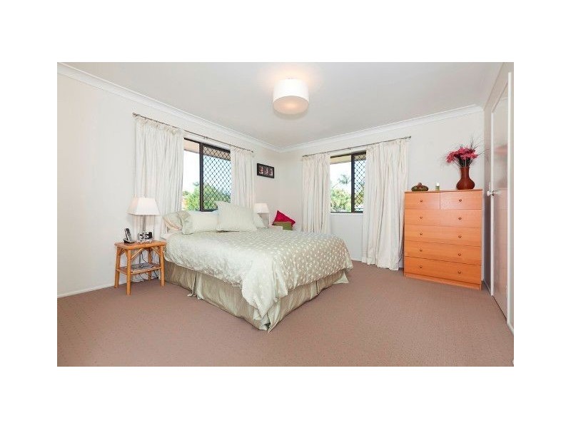 49 Barramay Street, Manly West QLD 4179