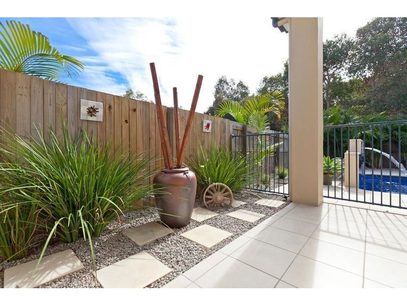 16 Baychester Place, Wakerley QLD 4154
