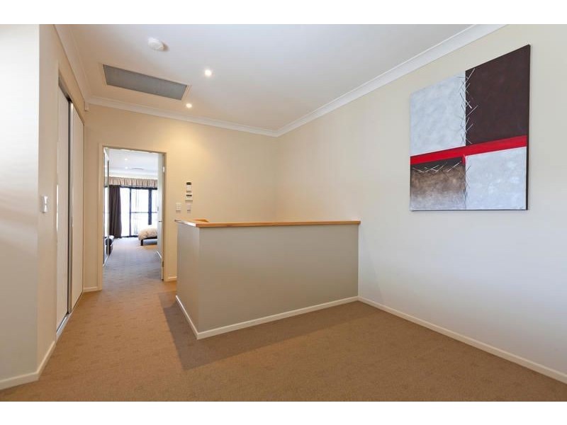 16 Baychester Place, Wakerley QLD 4154