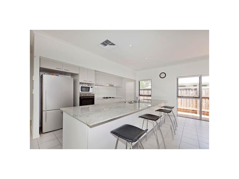 13 Macquarie Street, Wakerley QLD 4154