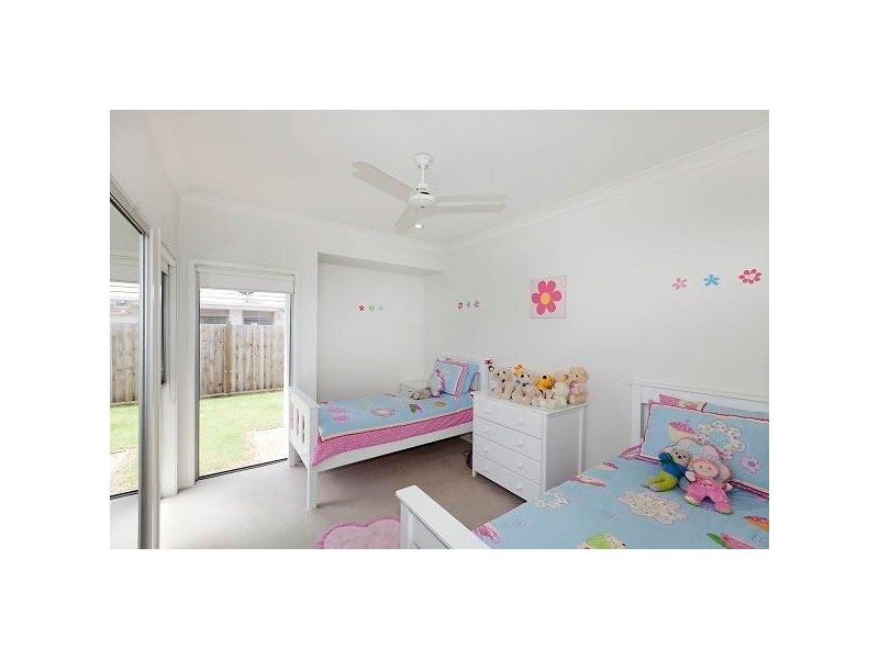 13 Macquarie Street, Wakerley QLD 4154