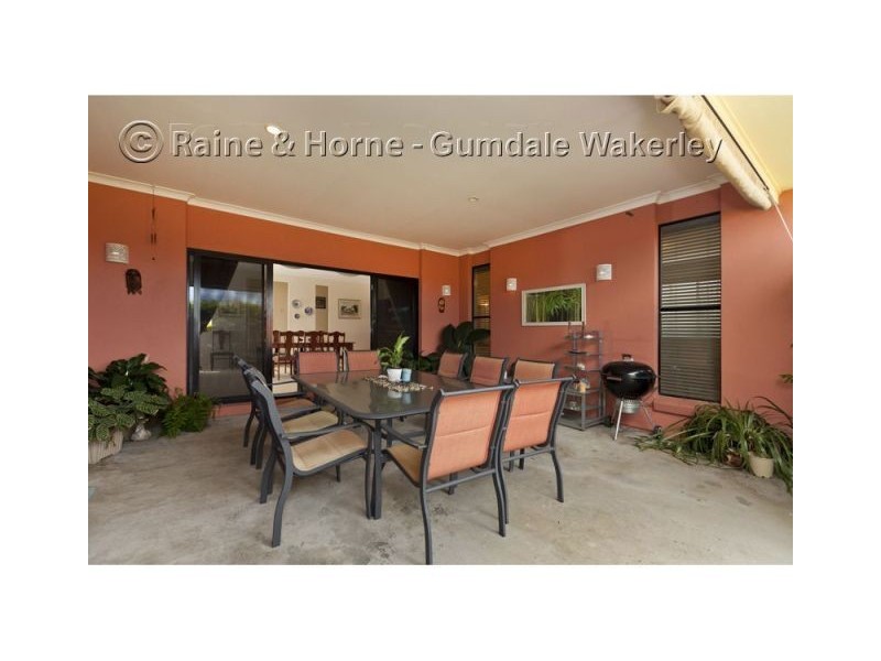 36 Underwood Street, Wakerley QLD 4154