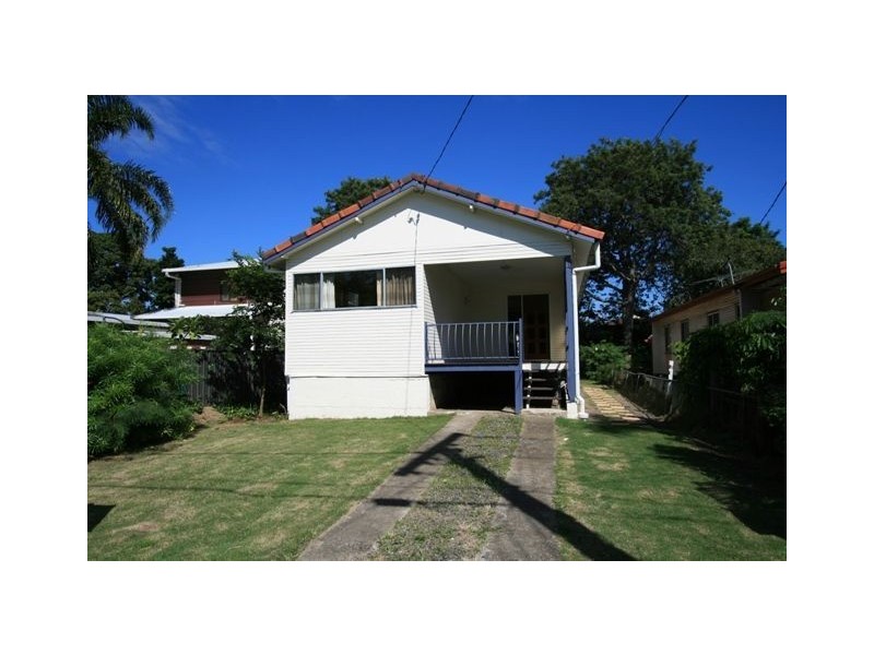 96 Thomas Street, Birkdale QLD 4159