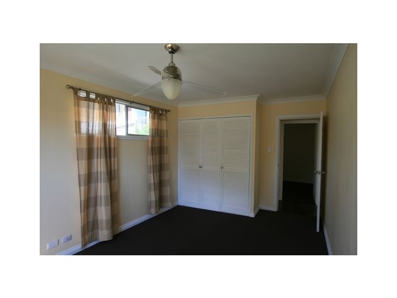 96 Thomas Street, Birkdale QLD 4159