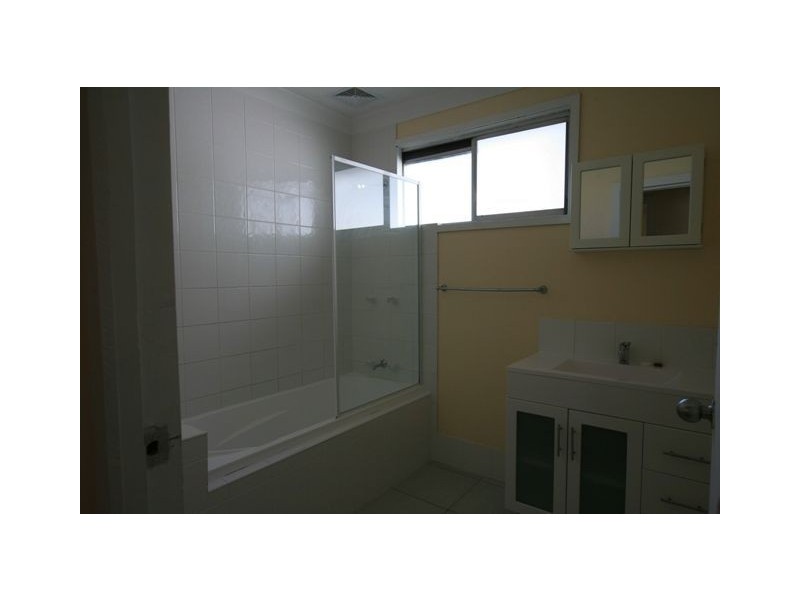 96 Thomas Street, Birkdale QLD 4159