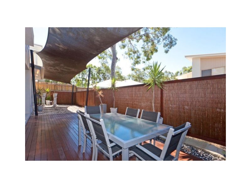 9 Peregian Close, Manly West QLD 4179