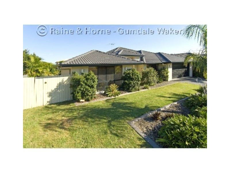 15 Charles Place, Manly West QLD 4179