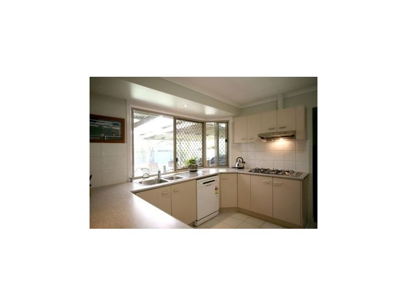 15 St Helena Place, Tingalpa QLD 4173