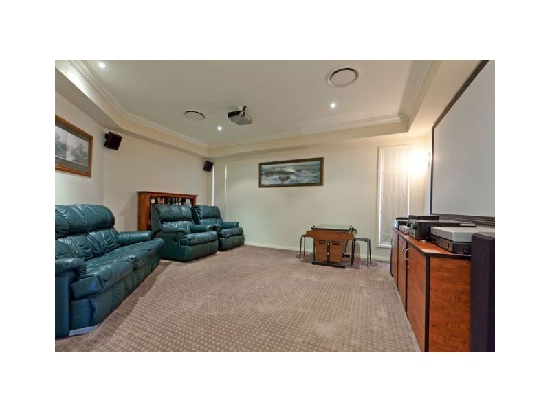 25 Brokenwood Circuit, Tingalpa QLD 4173