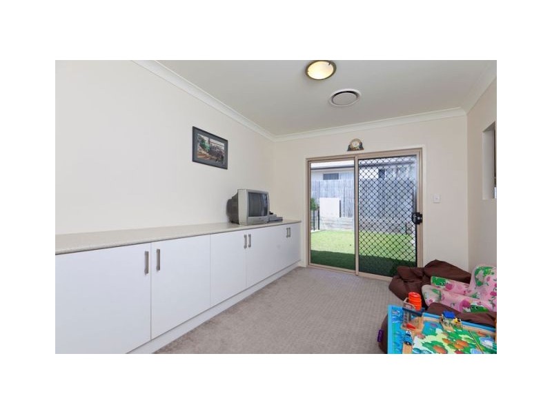 25 Brokenwood Circuit, Tingalpa QLD 4173