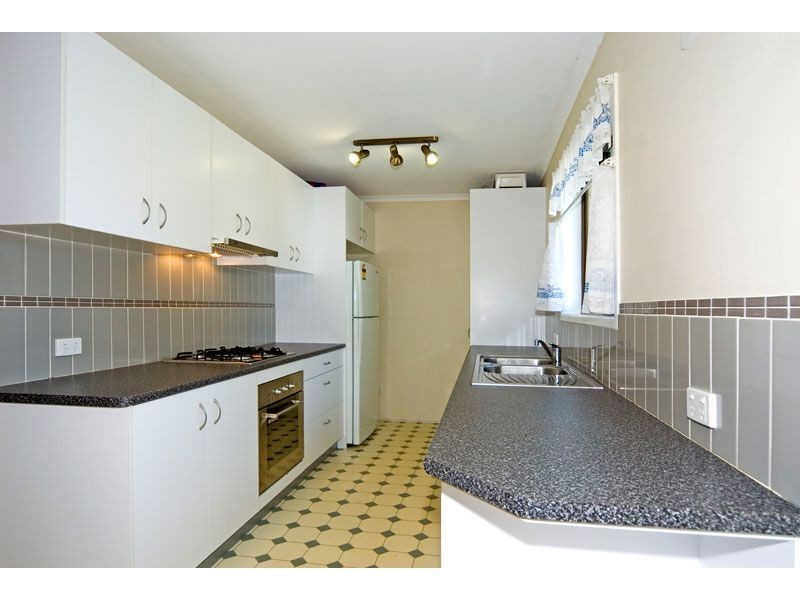 37 Rosella Street, Wellington Point QLD 4160