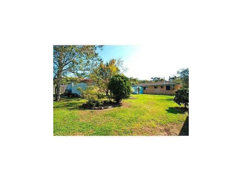 37 Rosella Street, Wellington Point QLD 4160