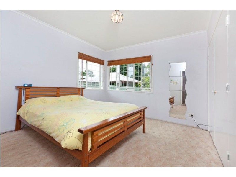 196 West Avenue, Wynnum QLD 4178
