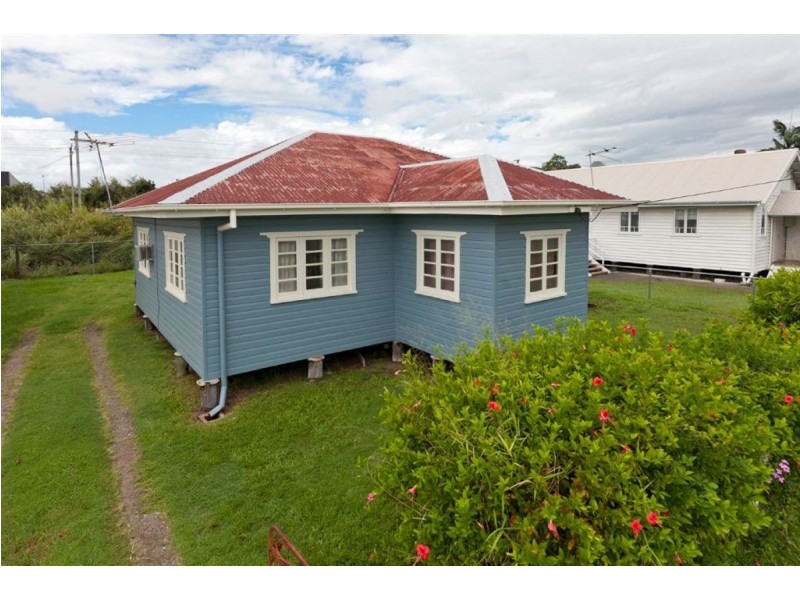 80 Andrew Street, Wynnum QLD 4178