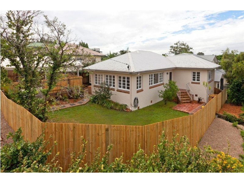 68 Martha Street, Camp Hill QLD 4152