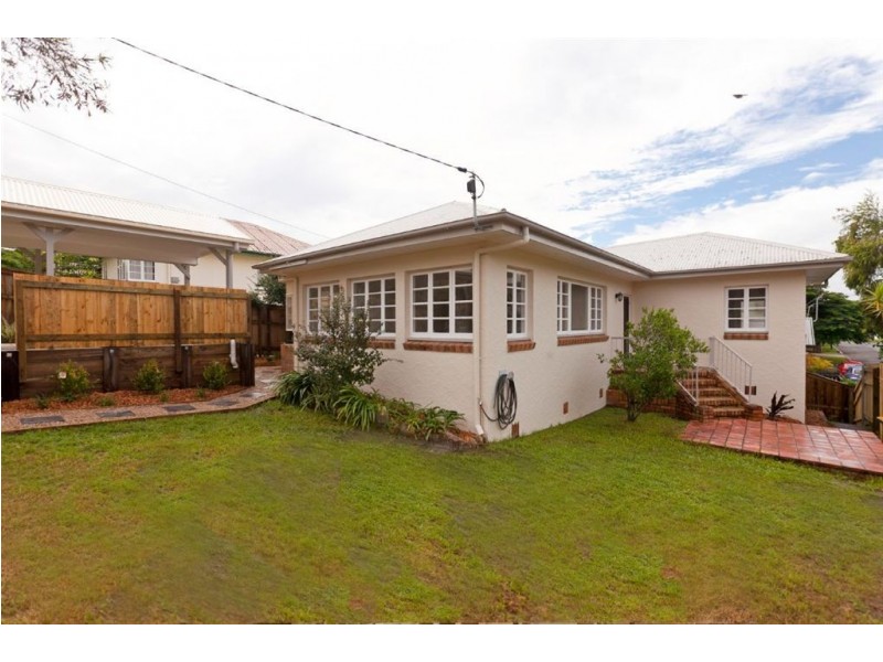 68 Martha Street, Camp Hill QLD 4152