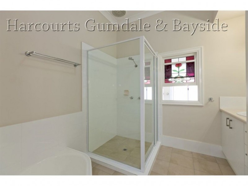 68 Martha Street, Camp Hill QLD 4152