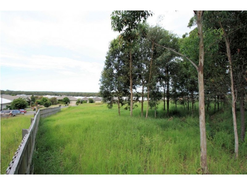 114 Mossvale Drive, Wakerley QLD 4154