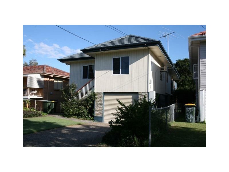 37 Agnes Street, Wynnum QLD 4178