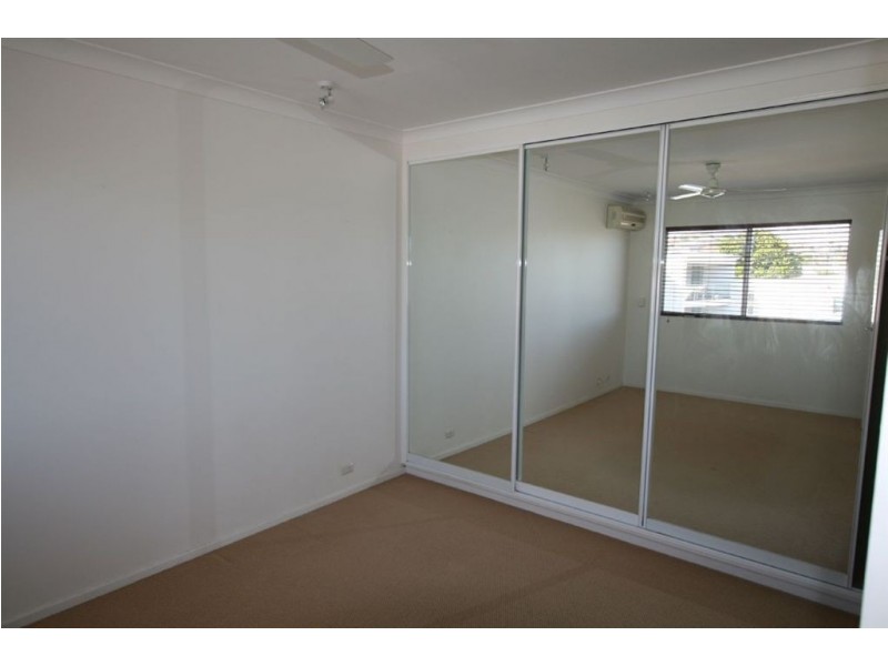 4/427 Esplanade, Manly QLD 4179