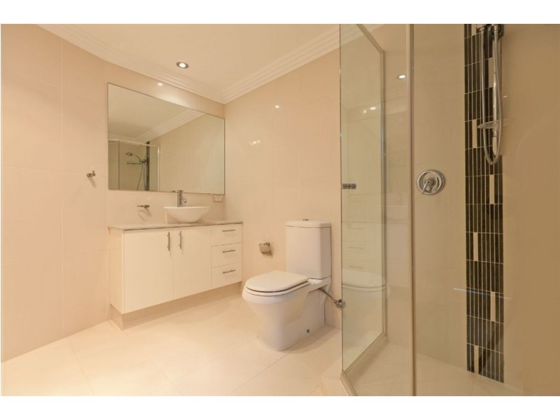 171 Carlton Terrace, Manly QLD 4179