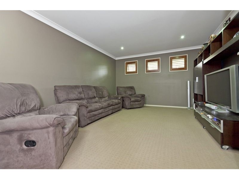 22 Williams Street, Wakerley QLD 4154