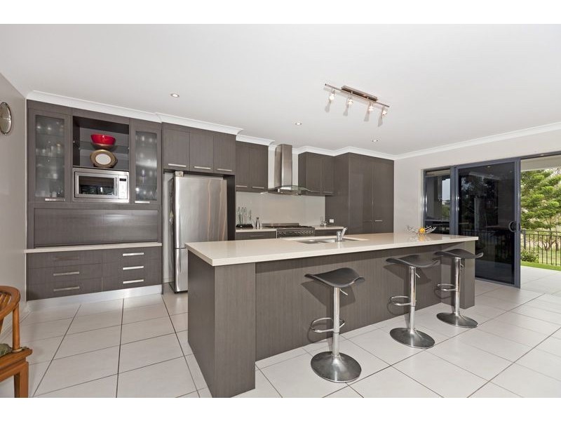 22 Williams Street, Wakerley QLD 4154