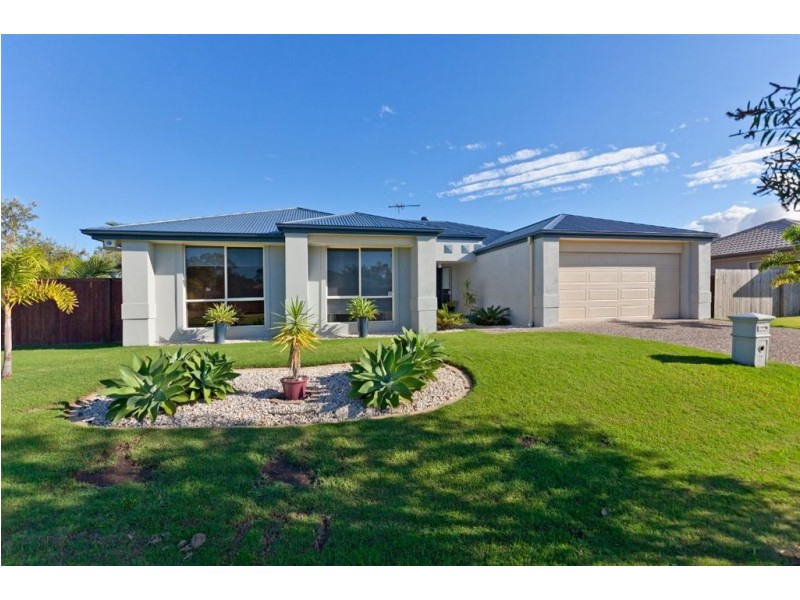 2 Paperbark Place, Wakerley QLD 4154