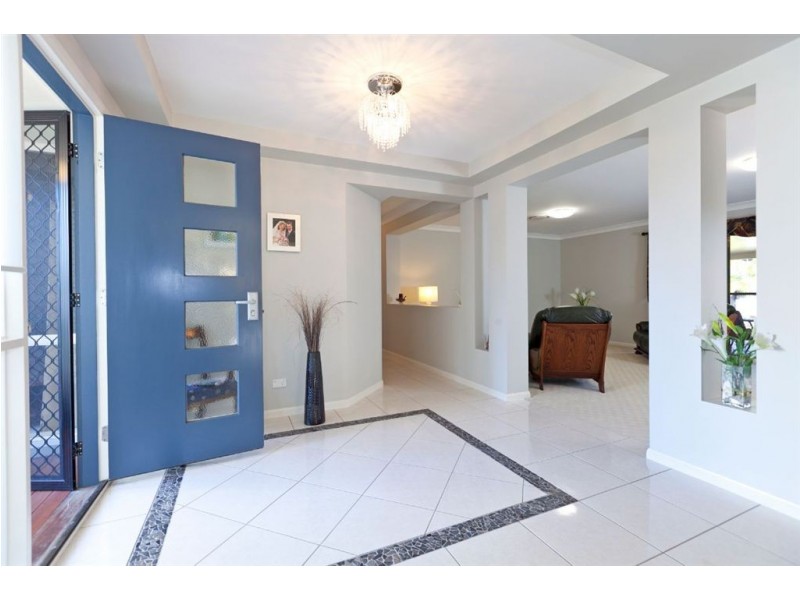 2 Paperbark Place, Wakerley QLD 4154