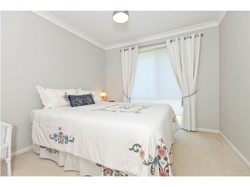 2 Paperbark Place, Wakerley QLD 4154
