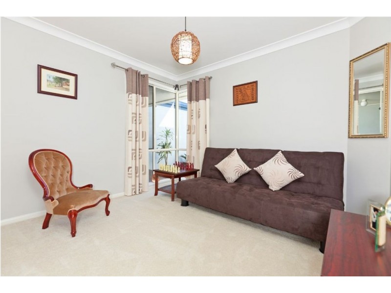 2 Paperbark Place, Wakerley QLD 4154