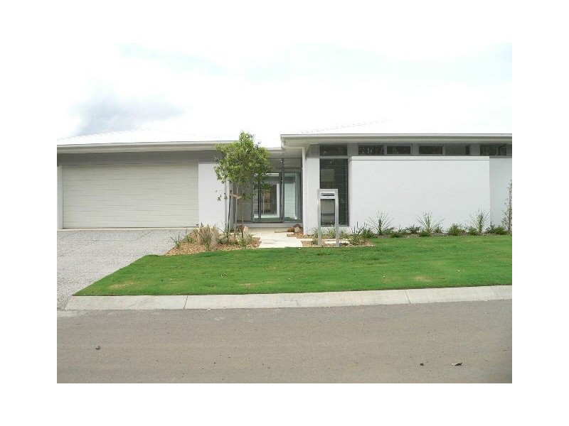 35 Watervale Parade, Wakerley QLD 4154