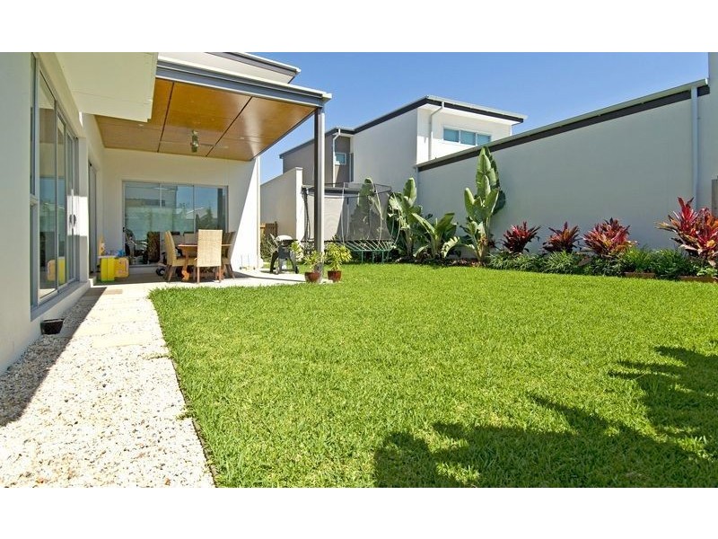 26 Waterline Crescent, Bulimba QLD 4171