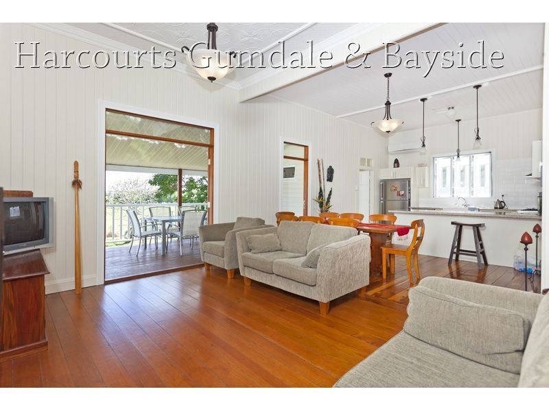 75 Randall Road, Wynnum West QLD 4178