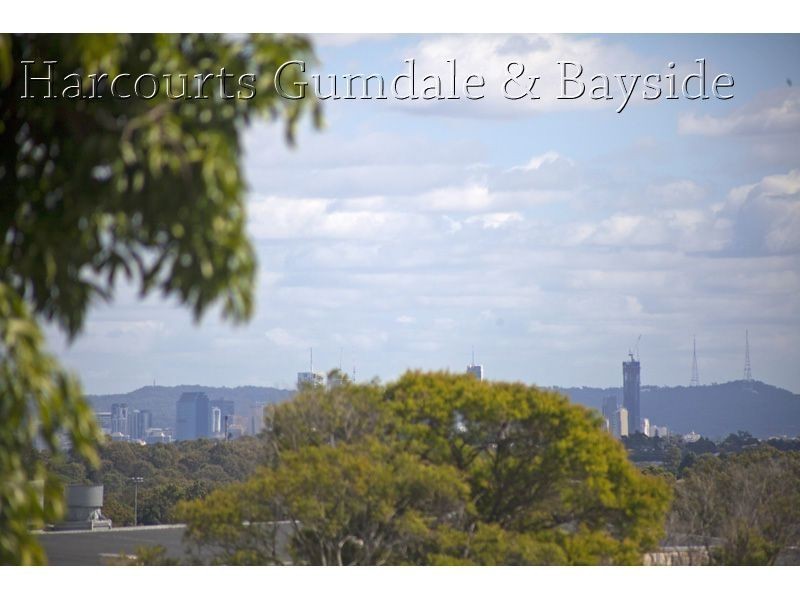 75 Randall Road, Wynnum West QLD 4178